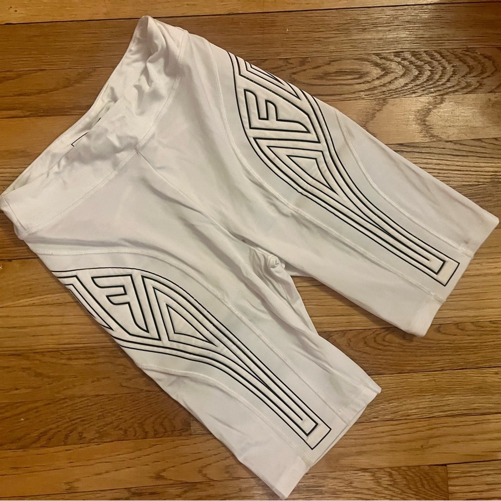 Fendi graphic logo cycling bike shorts - Picture 2 of 9